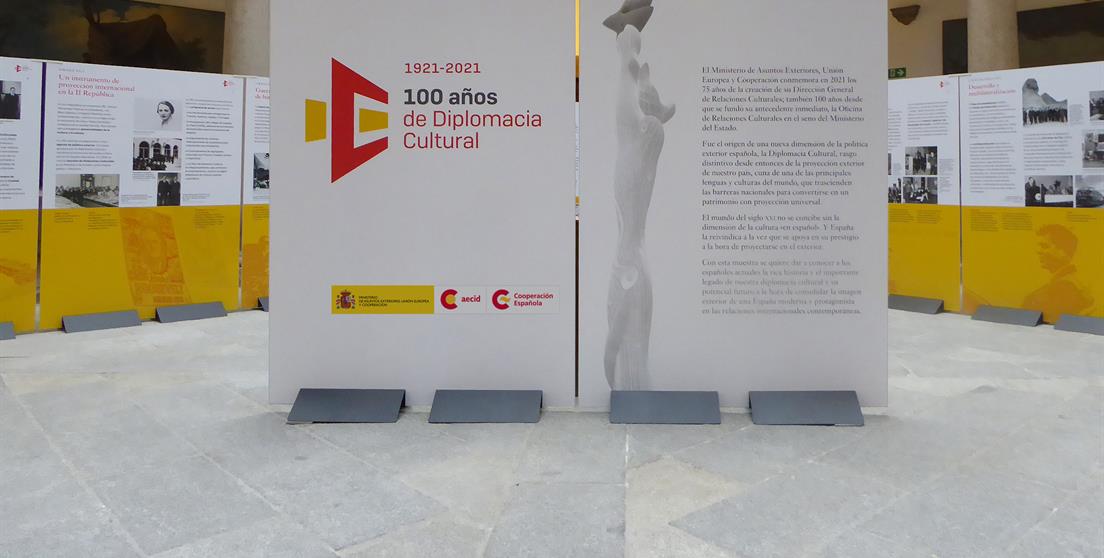 La AECID y el MAEC organizan la exposición \u201c100 años de Diplomacia Cultural\u201d